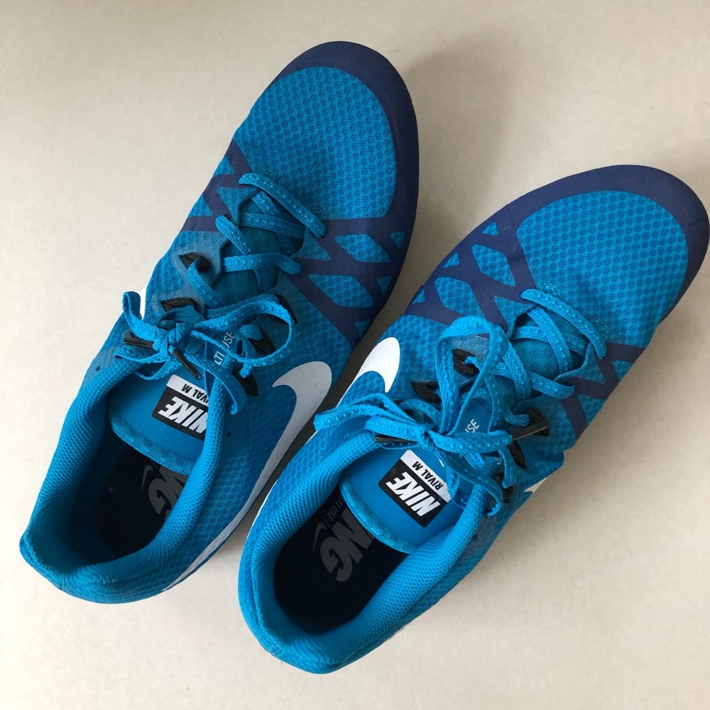 Nike track and field shoes with spikes